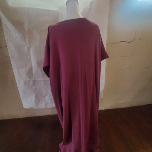 Maxi dress - Picture 2 of 3